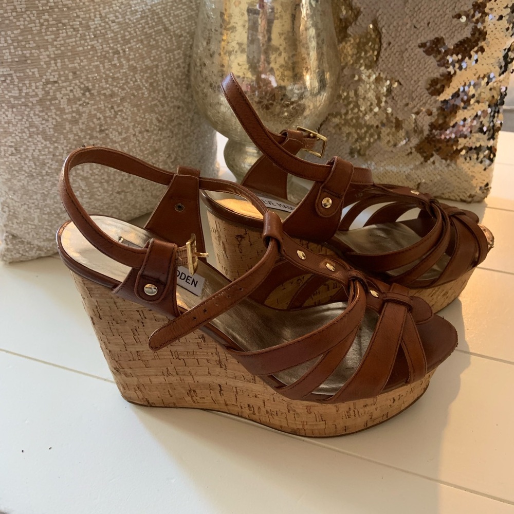 Steve Madden platform wedge sandal